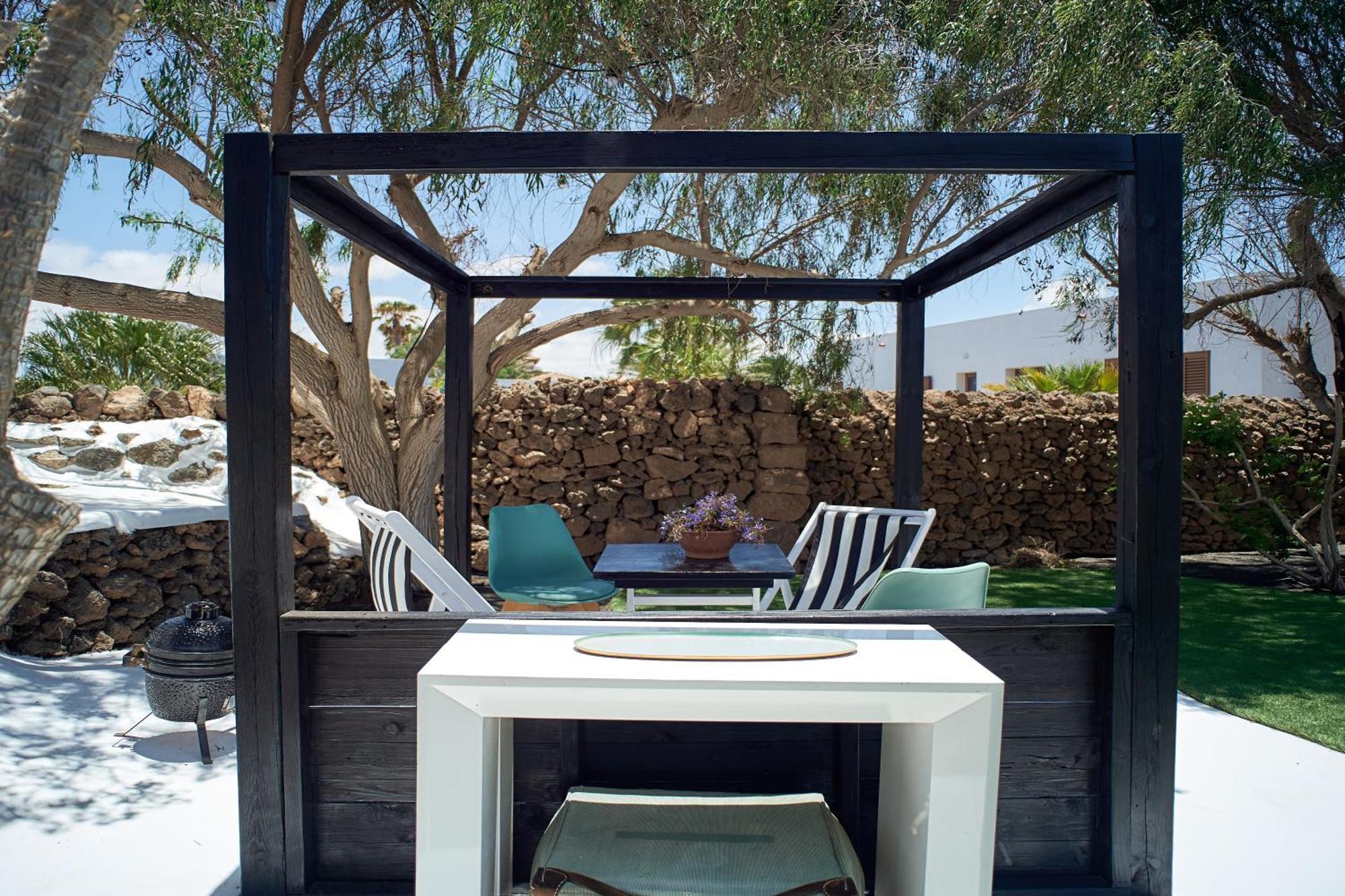 Unique Homes - Only Adults Villa